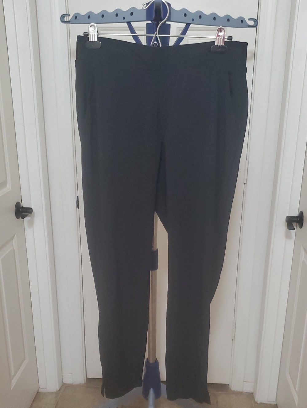 Athleta Black Activewear Leggings